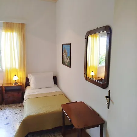 Almond Trees House Ορμός Αιγιάλης