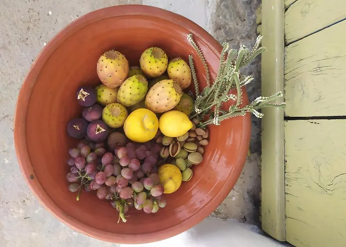 Almond Trees House Σπίτι διακοπών