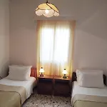 בית נופש Almond Trees House Ormos Aigialis