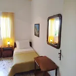 Almond Trees House Ormos Aigialis