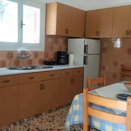 Almond Trees House * Ormos Aigialis