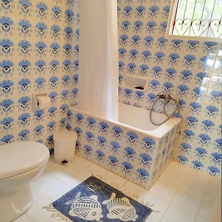 Almond Trees House בית נופש