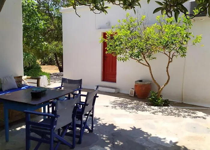 Almond Trees House Hébergement de vacances *