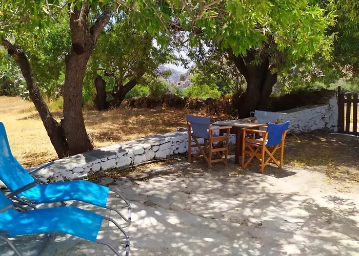 Сasa de vacaciones Almond Trees House Ormos Aigialis