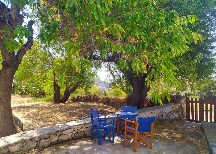 Almond Trees House Сasa de vacaciones Ormos Aigialis