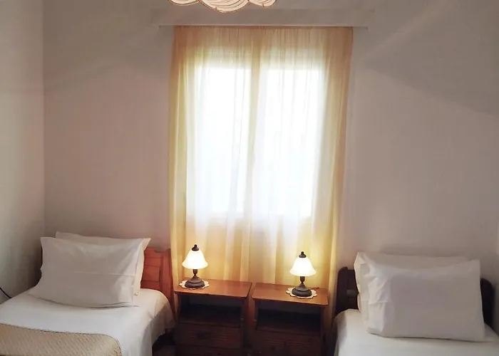 Ferienhaus Almond Trees House Ormos Aigialis