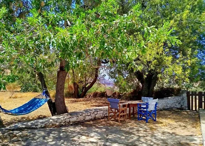 Almond Trees House * Ormos Aigialis