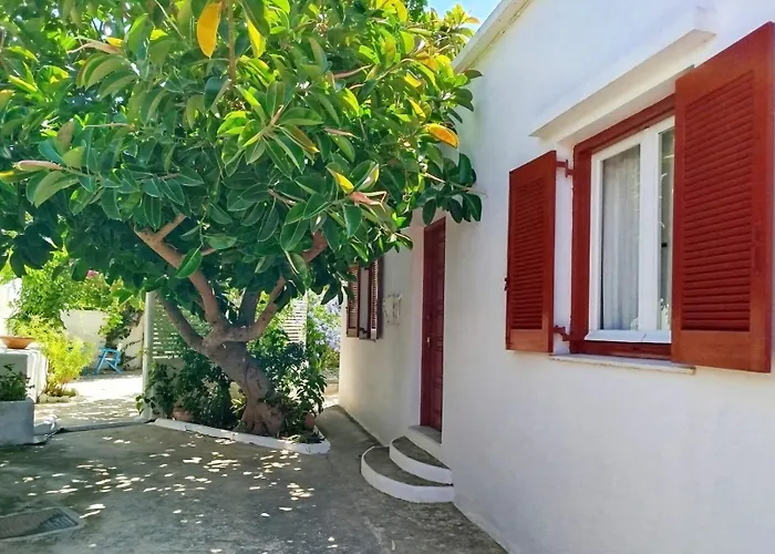 Ferienhaus Almond Trees House